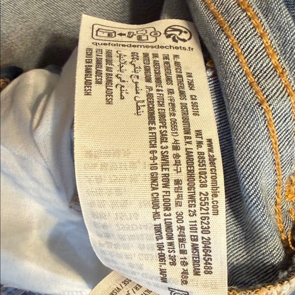 Abercrombie Kids Size 15/16 Medium Blue Floral Embroidered Jeans - Picture 5 of 5